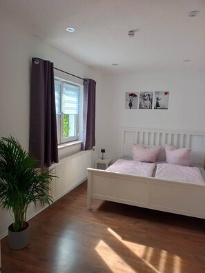 1 Schlafzimmer, WLAN, Bettwäsche