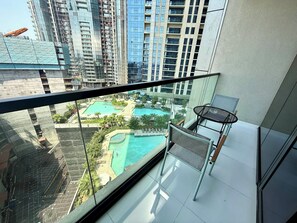 Superior Studio Suite, City View | View from room