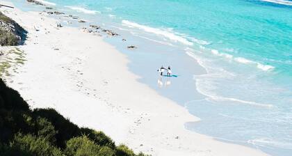 Folktales Rest - Unique Stay