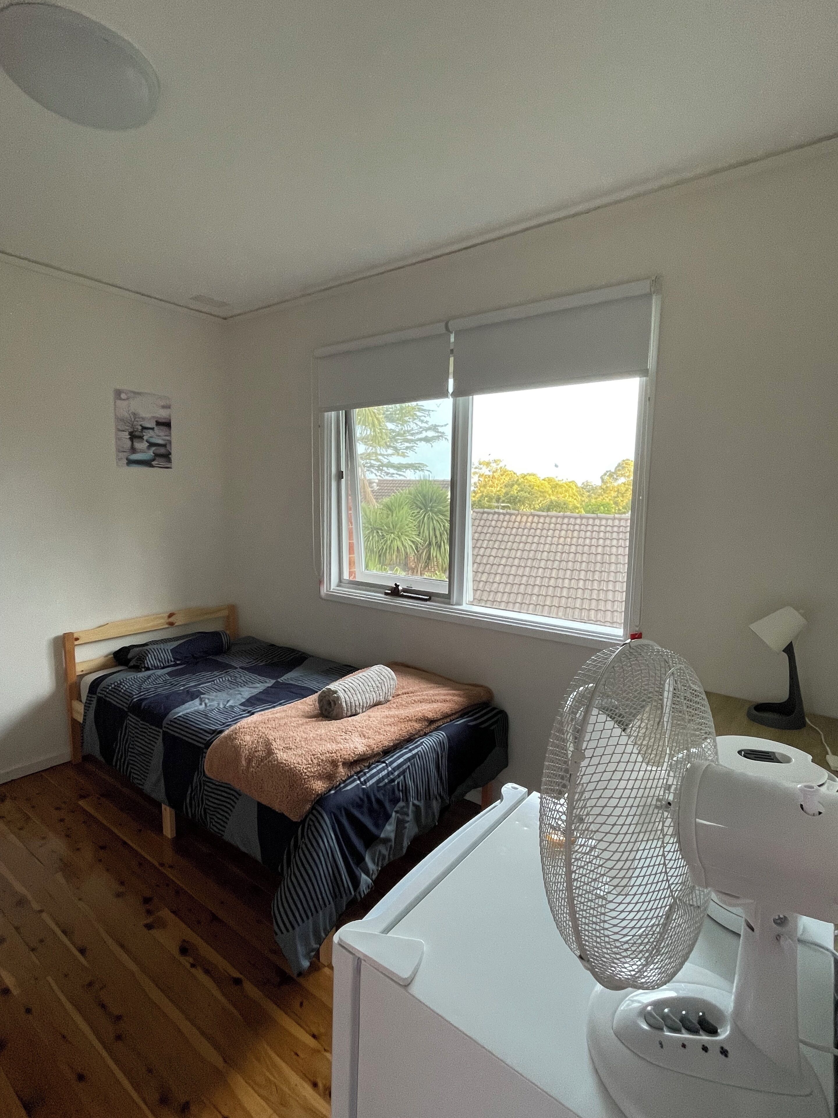 1 camera, Wi-Fi, lenzuola