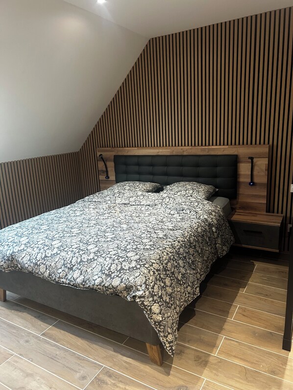 1 chambre, fer et planche à repasser, Wi-Fi, literie fournie