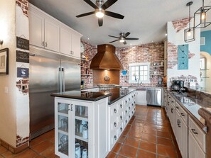 House | 6 bedrooms, Internet - Cabo Villa for 20 w Ocean Views Pool Hot tub (San José del Cabo)