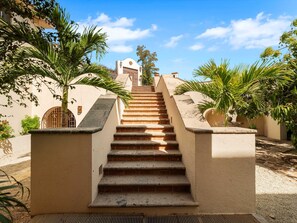 House | 6 bedrooms, Internet - Cabo Villa for 20 w Ocean Views Pool Hot tub (San José del Cabo)