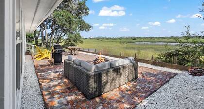 Waterfront Serenity Steps to Beach Fire Pit BBQ