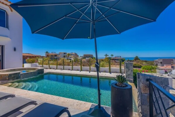 House | 6 bedrooms, Internet - Golf Course Ocean View Oasis With 6 BDR s Pool (San José del Cabo)
