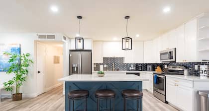 Phoenix 4 BDR Home With Outdoor Entertainment