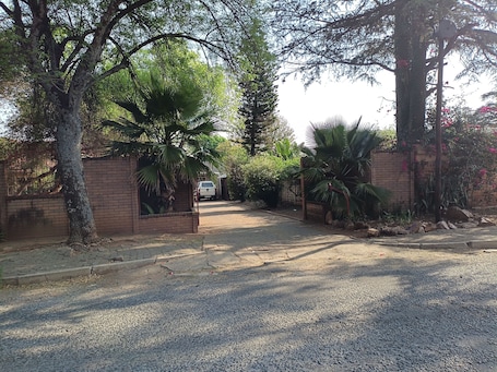 Fachada de la propiedad