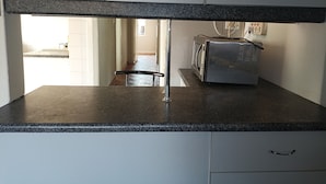 Dobbeltrom – comfort, hageutsikt | Minibar