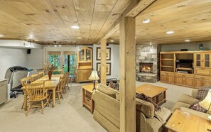 Interior - Luxury home where the clouds touch the trees. (Highlands)