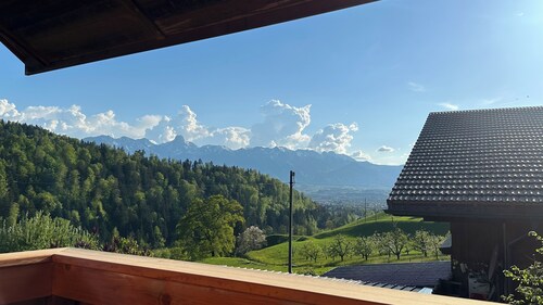 Auszeit für Familien - moderne Ferienwohnung nahe Thunersee, Emmental und Alpen