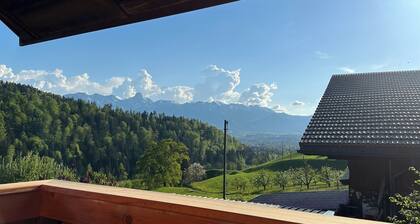 Auszeit für Familien - moderne Ferienwohnung nahe Thunersee, Emmental und Alpen