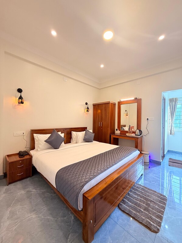 Deluxe Double Room, City View | Free WiFi