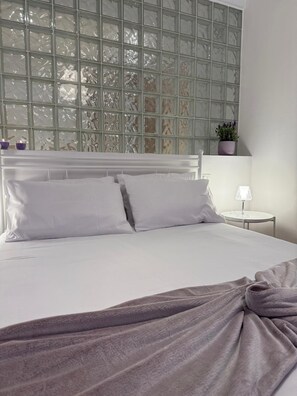 1 Schlafzimmer, Bügeleisen/Bügelbrett, kostenloses WLAN, Bettwäsche