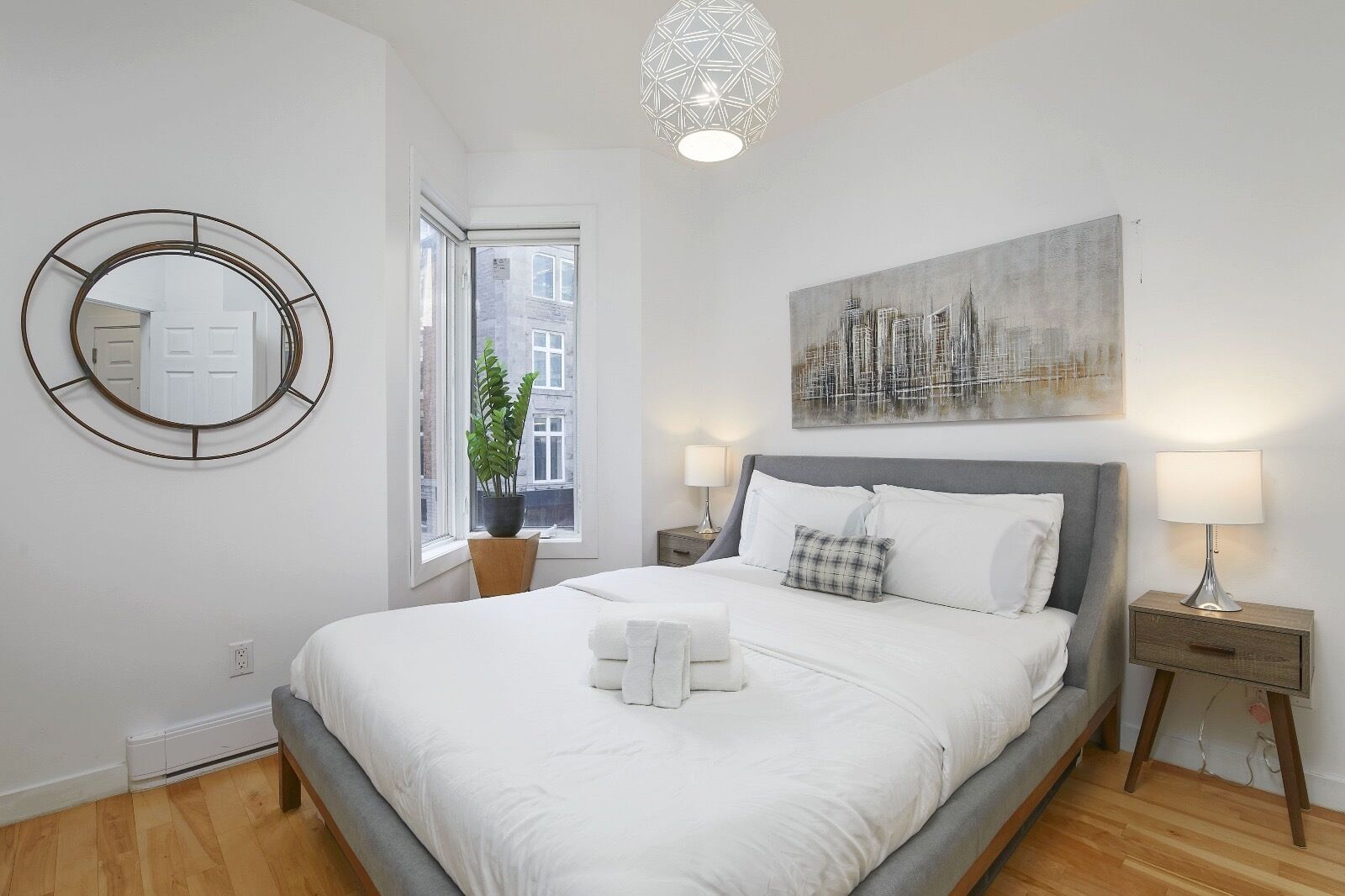 2 bedrooms, iron/ironing board, travel cot, free WiFi