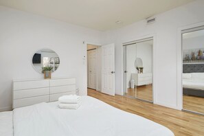 2 bedrooms, iron/ironing board, travel cot, free WiFi