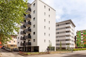 Esterni