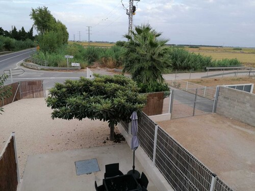 Cómoda casa de dos plantas con todas las comodidades en el Delta del Ebro