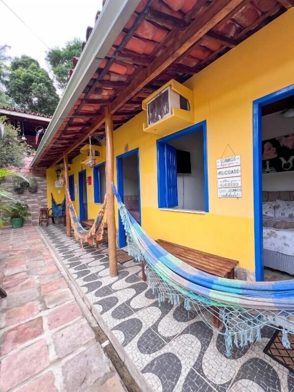 Camera doppia, vista giardino | Wi-Fi gratuito