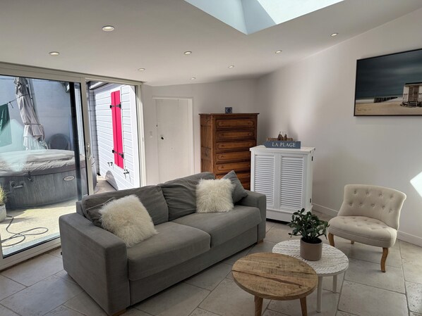 Téléviseur, foyer, chaßne audio