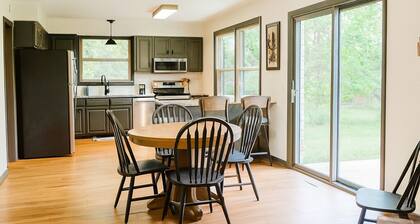 Retreat to 5 Acres of Privacy Just 1 Mile from Downtown Frankenmuth.