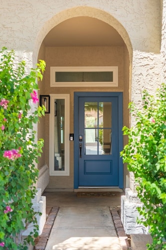 Spacious 4-bedroom house in tranquil Gilbert with game room and heated pool!