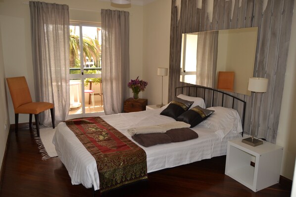 2 bedrooms, WiFi, bed sheets