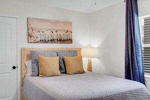 2 عدّة غرف نوم ومكتب ومكواة/لوح كي وواي فاي مجانًا