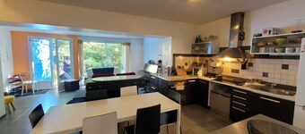 Maison du musicien (Ground-floor apartment with private garden, quiet location)