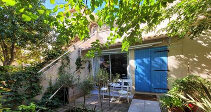Maison du musicien (Ground-floor apartment with private garden, quiet location)