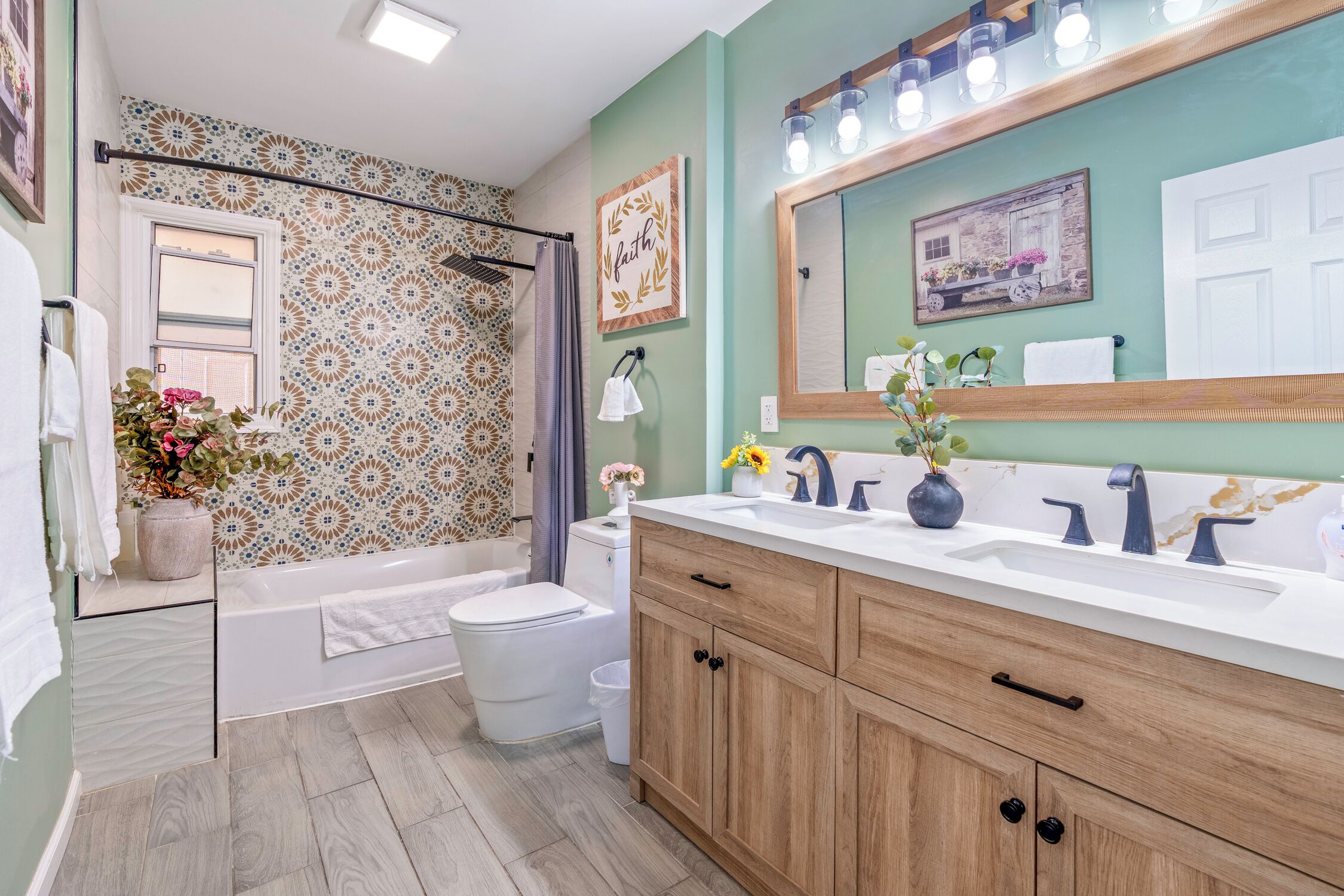 Hair dryer, towels, toilet paper