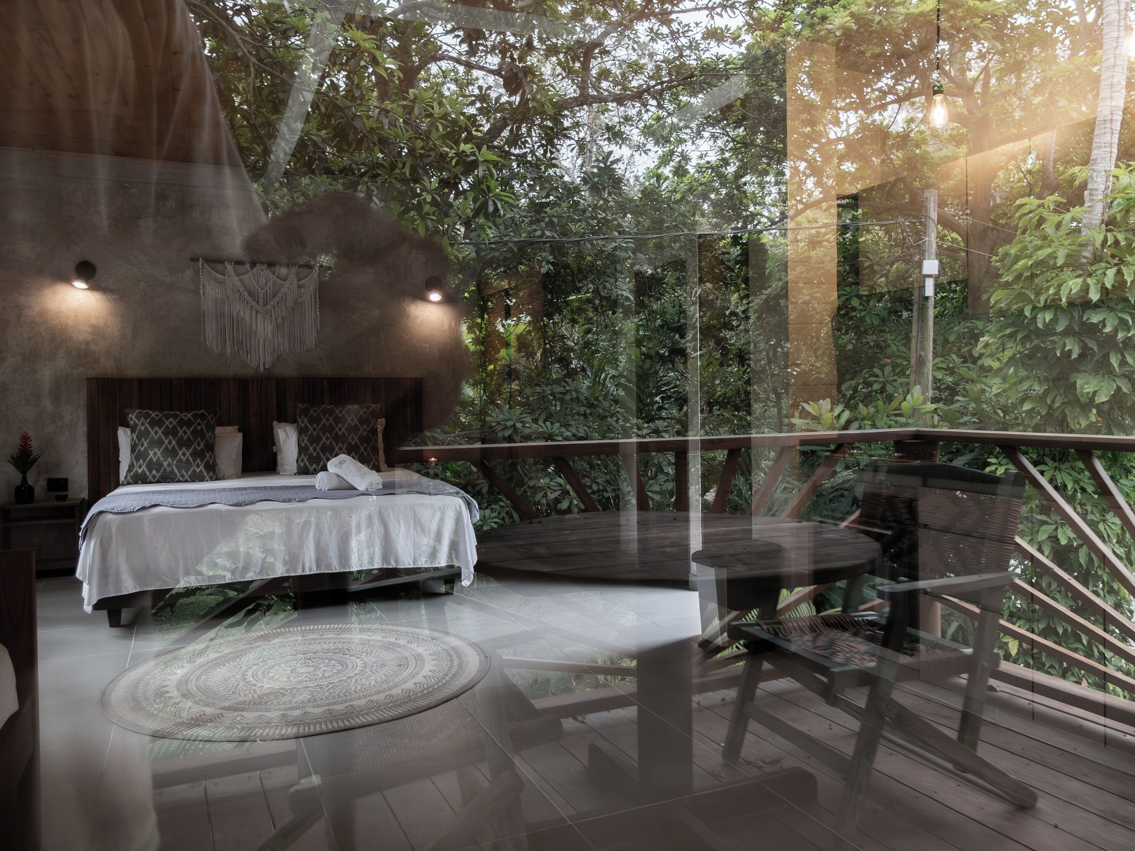 Gác, bếp | Két bảo mật tại phòng, bàn, bàn ủi/dụng cụ ủi quần áo 