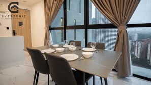 Appartement, 2 slaapkamers | Dineerruimte