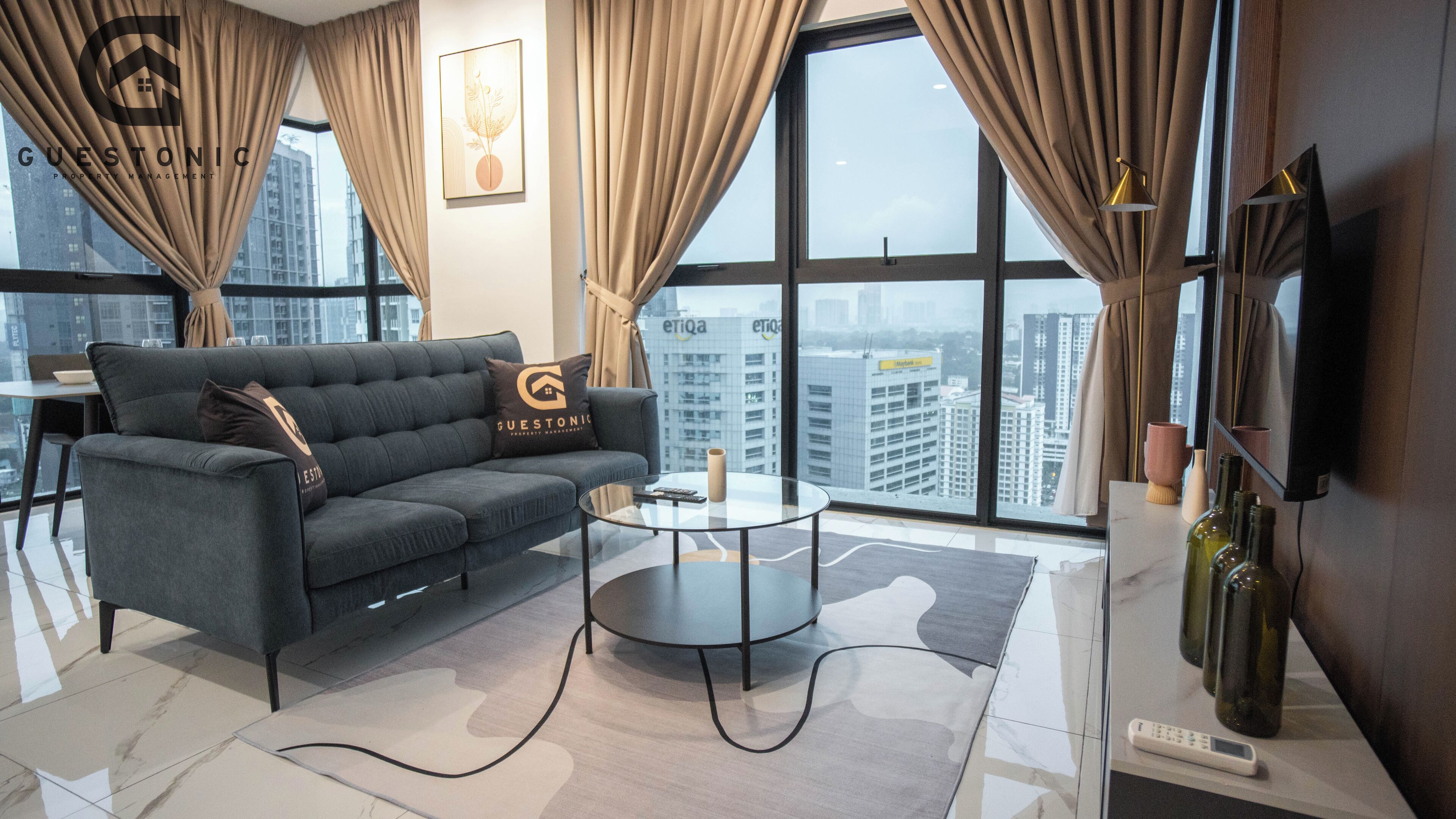 Apartment, 2 Bedrooms | Living area