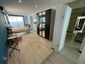 4 bedrooms, WiFi, bed sheets