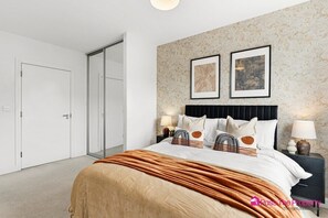 2 soverom, internettilgang og sengetøy