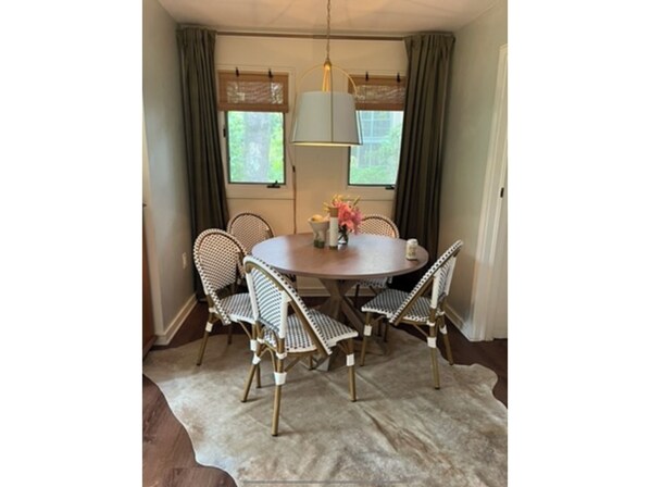 Dining - One Block Kiawah Beach Villa (Kiawah Island)