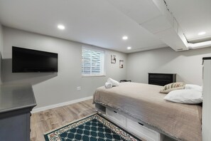 5 chambres, lit de bébé portatif, accès au Wi-Fi (inclus)