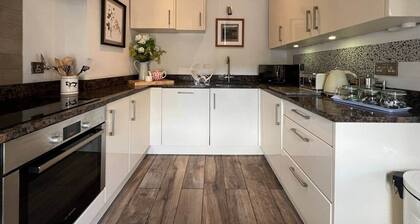 Cobblers Rest in Central Bakewell with FreeParking