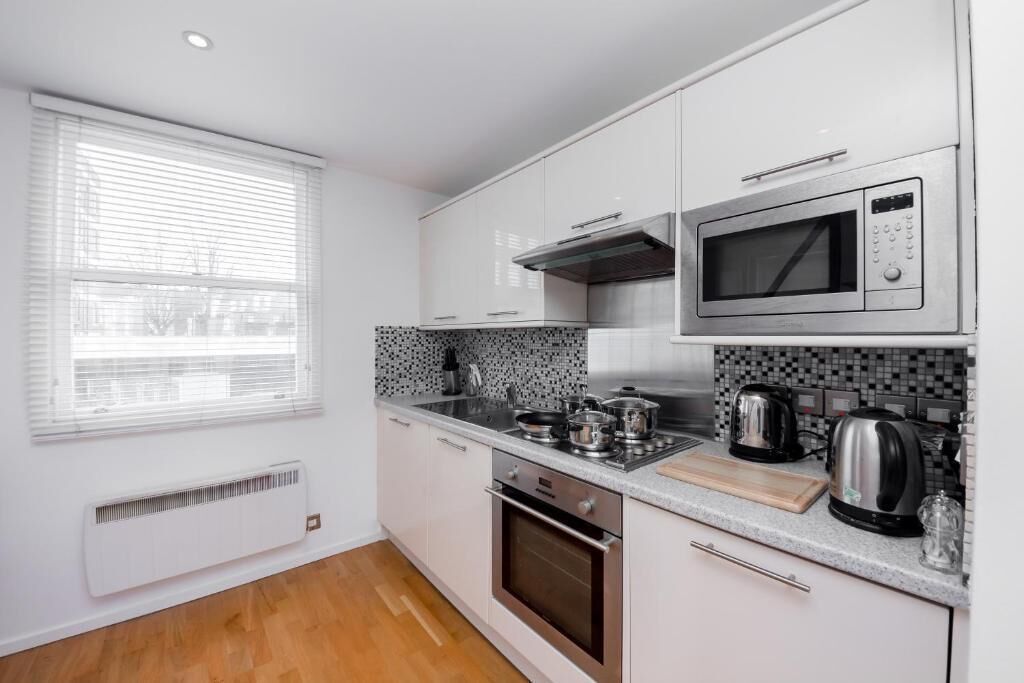 Apartament, vistes a la ciutat | Cuina privada