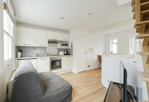 Apartament, vistes a la ciutat | Interior