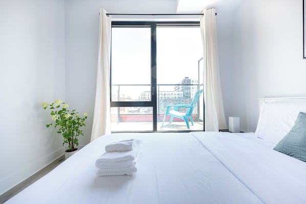 1 bedroom, iron/ironing board, travel cot, free WiFi