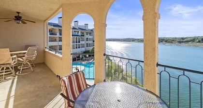 Breathtaking 2-bedroom Lakefront Resort Type Condo in Lake Travis