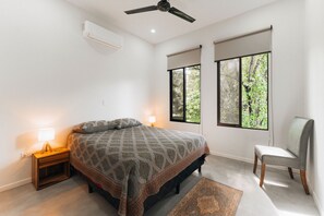 3 bedrooms, WiFi, bed sheets - Nature's cozy paradise located in the heart of Nosara. (Guanacaste Province)