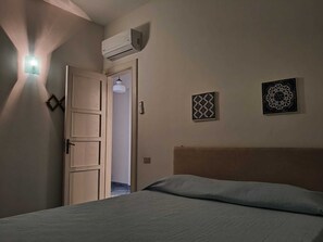 2 室のベッドルーム、アイロン / アイロン台、WiFi、ベッドシーツ