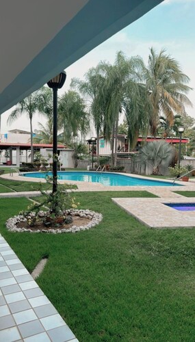 Charming 2-bedroom apartment in sunny Rincón with AC