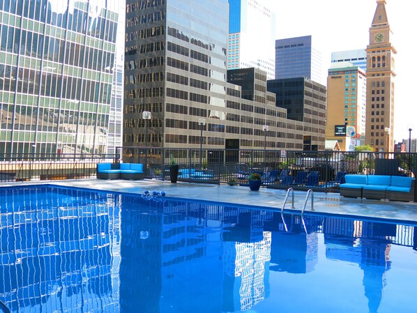 Piscine extérieure, piscine chauffée