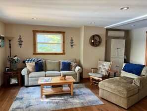 Télévision, table de tennis de table