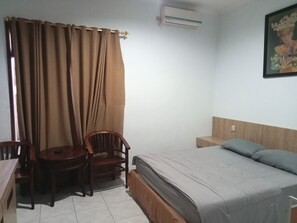 Deluxe Studio