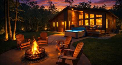 Modern Pines | Hot Tub · Theater · Arcades · Luxe