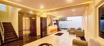 Gateway Transit Hotel